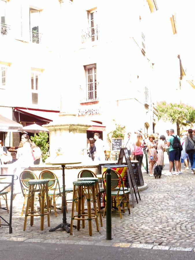 Augustins Fountain Studio Cosy Aix Centre Historique A 3 Minutes De Cours Mirabeau -Wifi-Smart Tv-Rue Calme 엑상프로방스 외부 사진